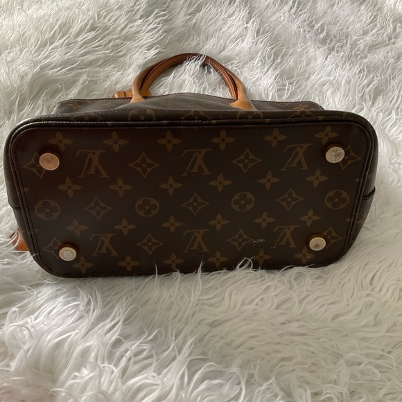 🌸 Louis Vuitton Monogram Lockit handbag 🌸 - Picture 8 of 14